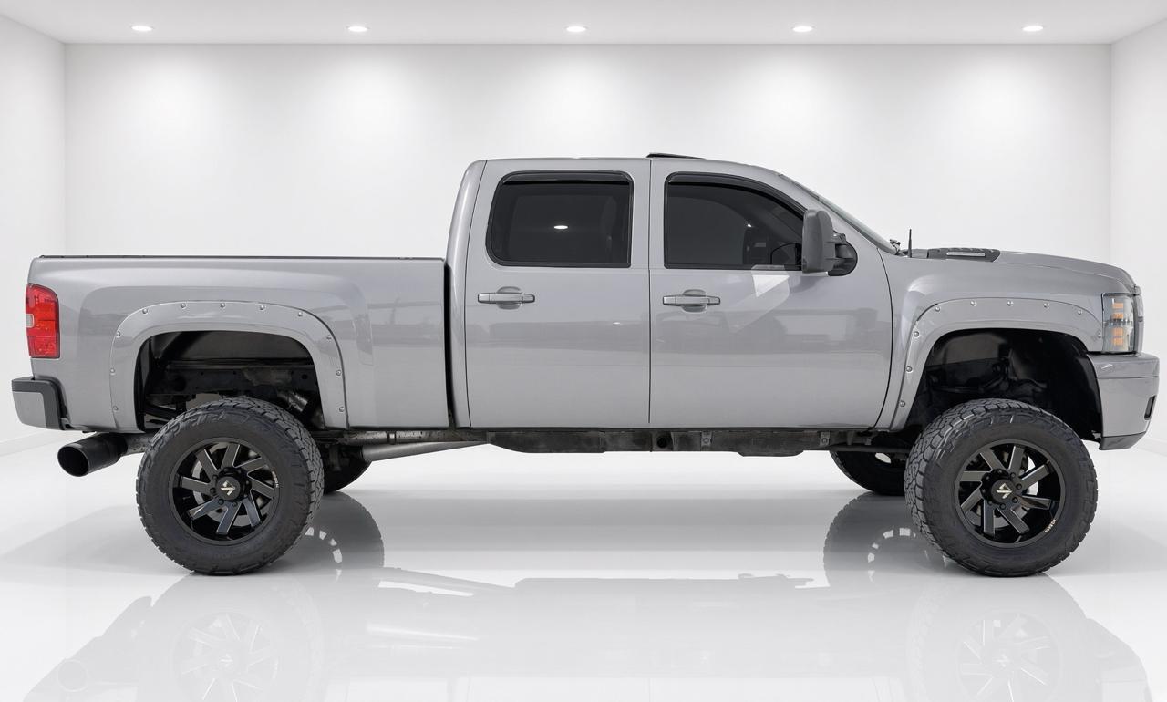 Chevrolet Silverado 2500HD 4WD Crew Cab 153.7" LTZ 2013