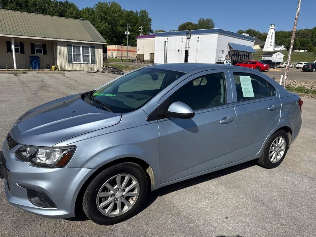 2017 Chevrolet Sonic 4dr Sdn Auto LT