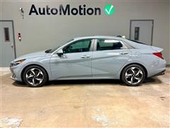 2021 Hyundai Elantra  2021 Hyundai Elantra