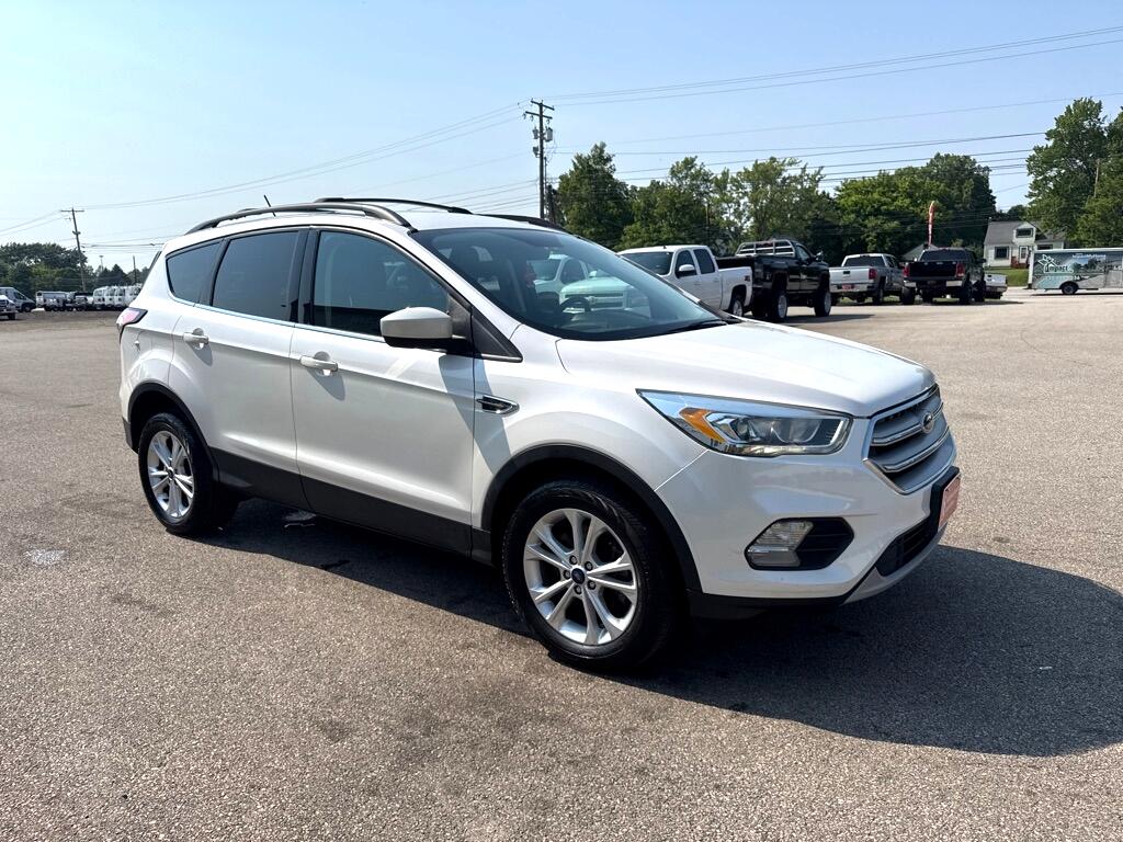 2018 Ford Escape SEL photo 4
