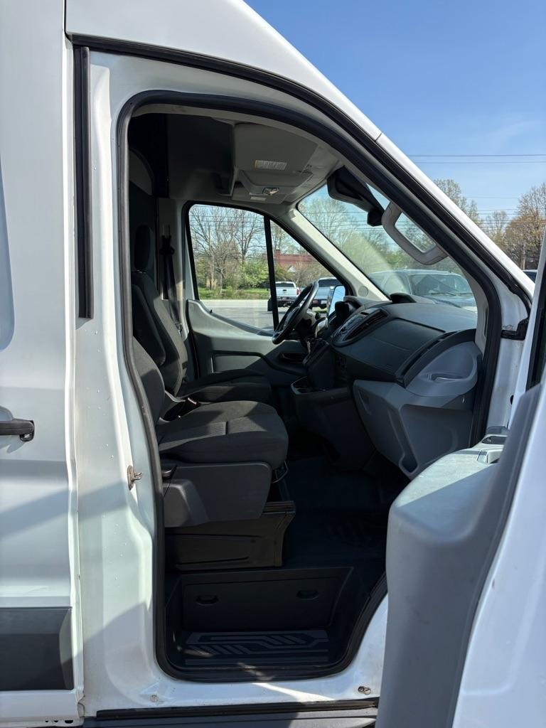 2016 Ford Transit Base - Photo 10