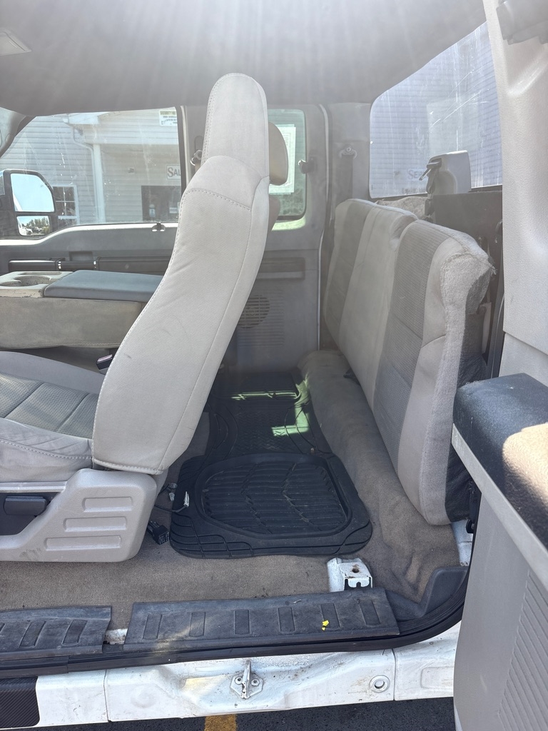 2012 Ford F-250 photo 9