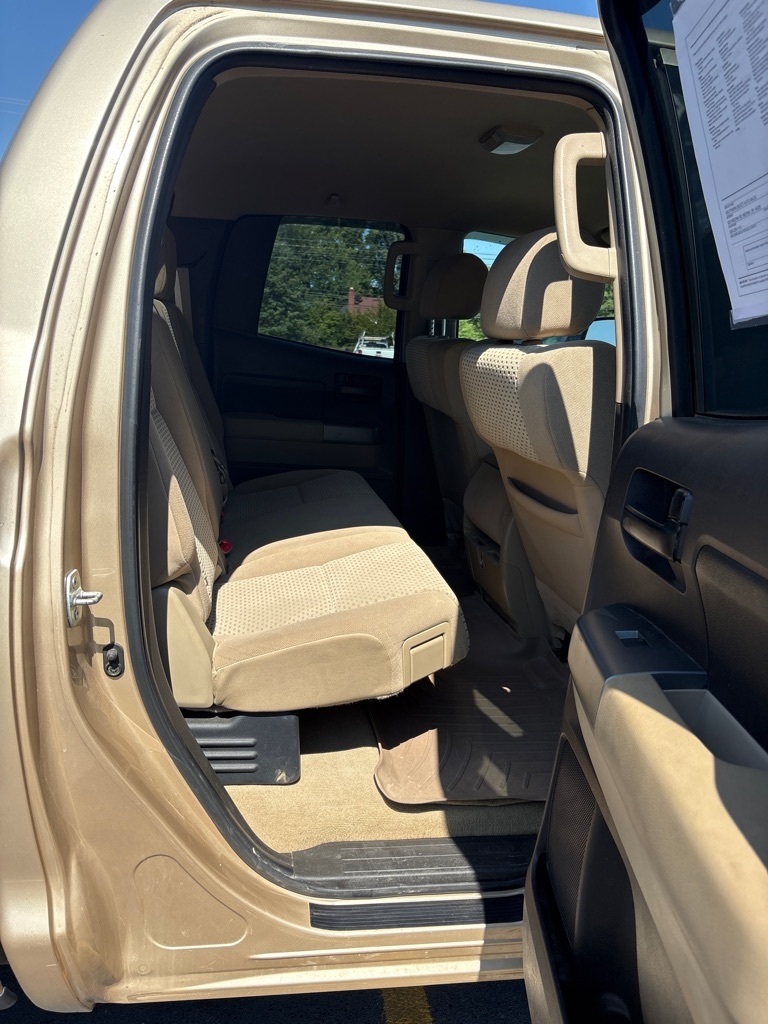 2010 Toyota Tundra Double Cab SR5 photo 12