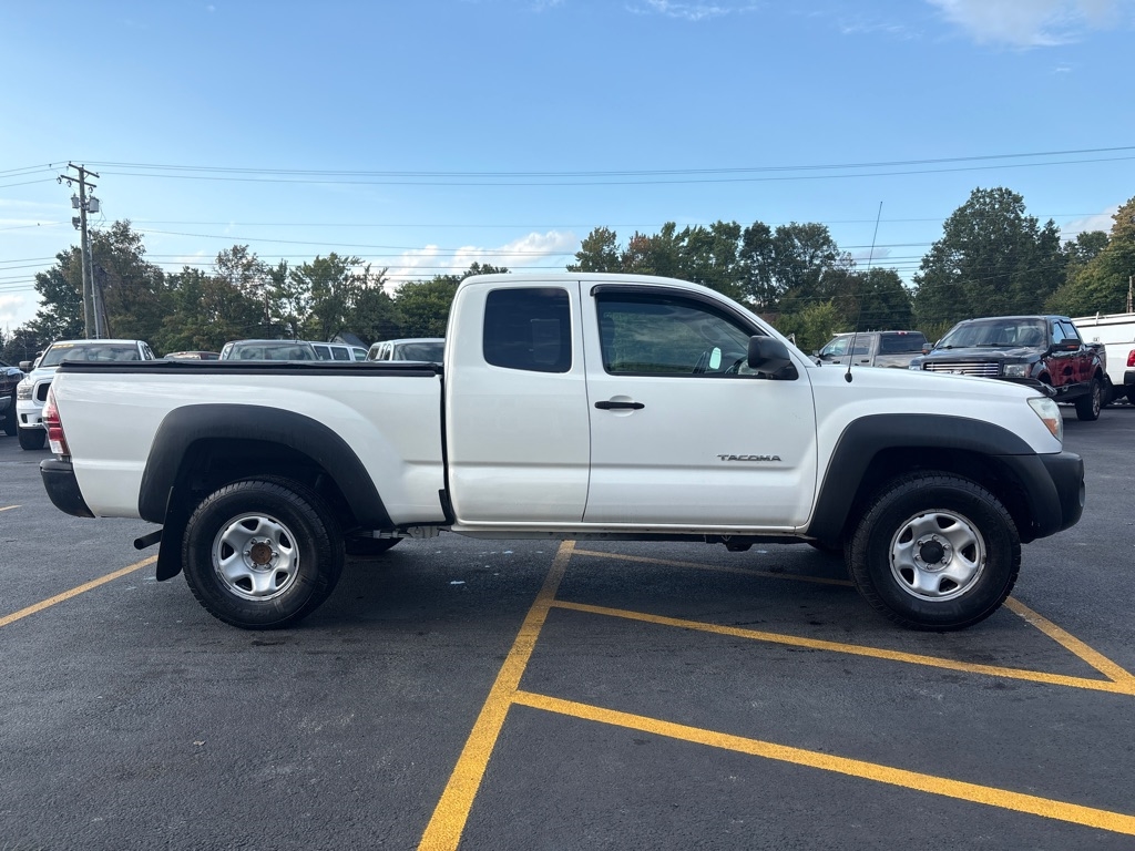 Toyota Tacoma  2010
