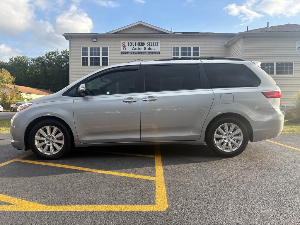 2015 Toyota Sienna XLE