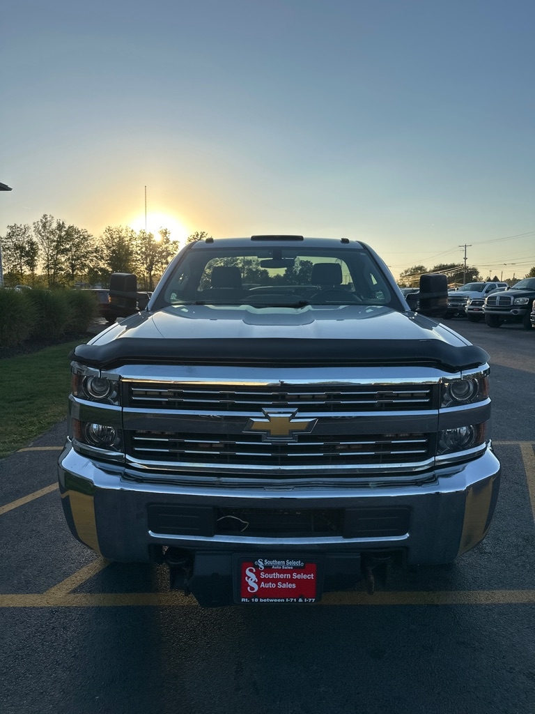 2015 Chevrolet Silverado Work Truck Base photo 3