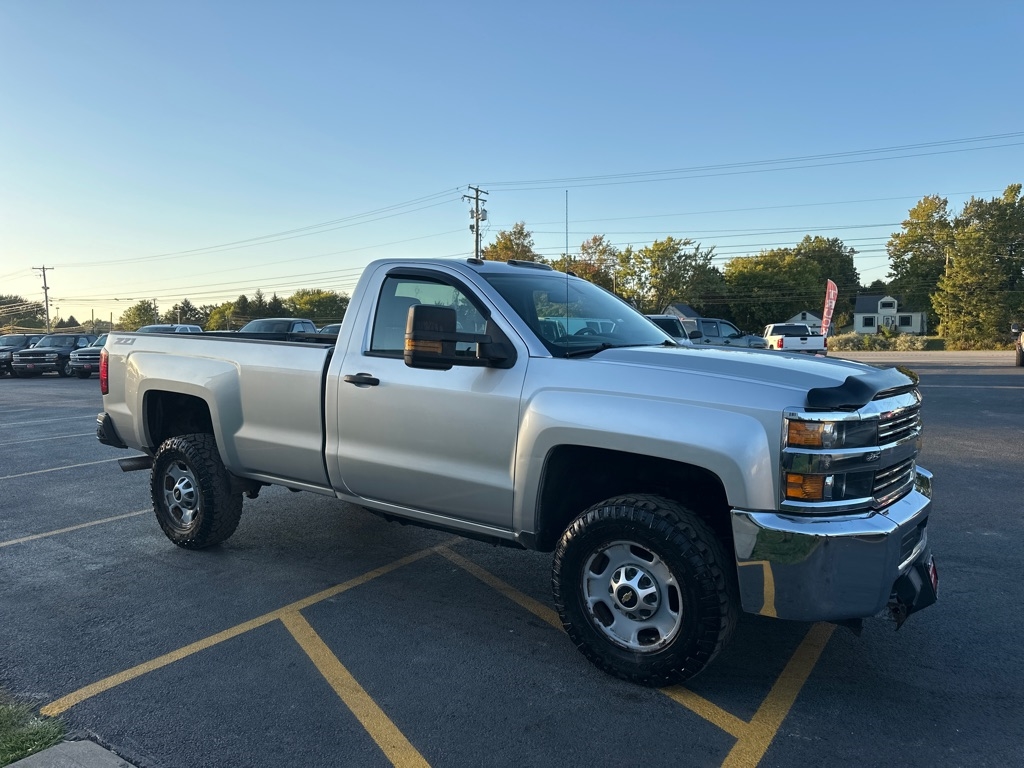 2015 Chevrolet Silverado Work Truck Base photo 4