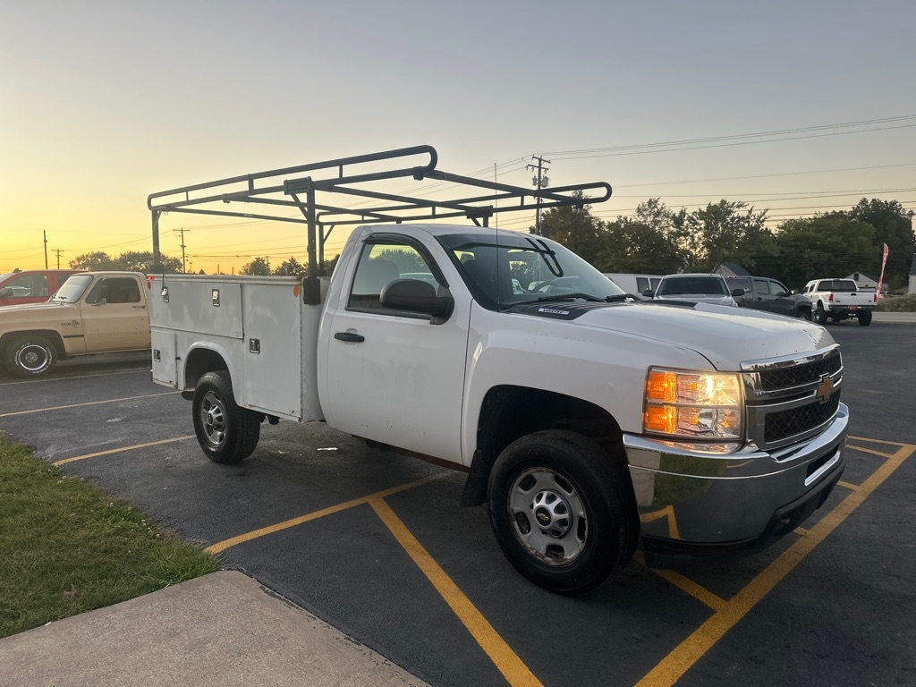 2013 Chevrolet Silverado Work Truck Base photo 4