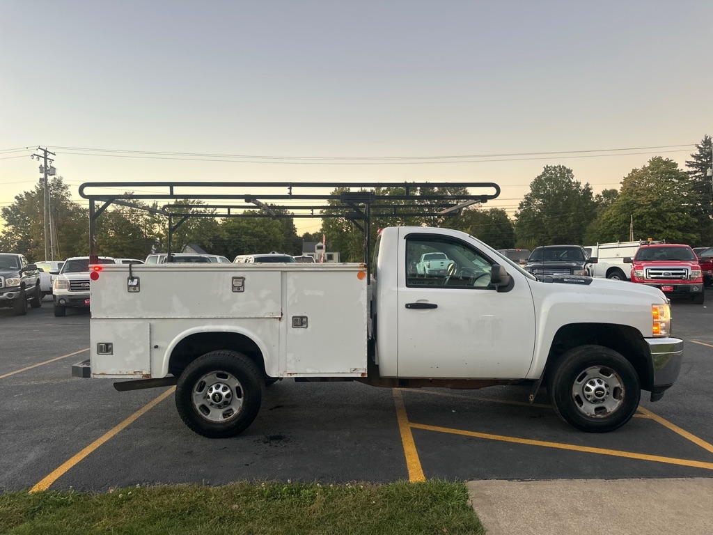 2013 Chevrolet Silverado Work Truck Base photo 5