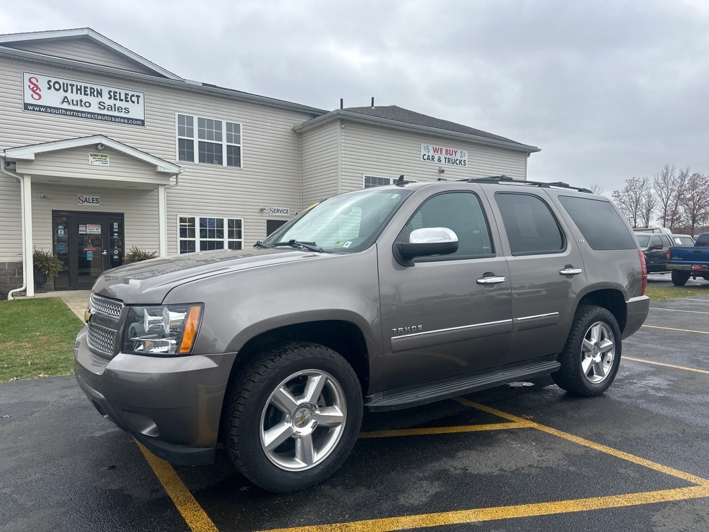 2013 Chevrolet Tahoe LTZ photo 3
