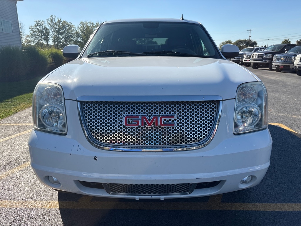 2014 Gmc Yukon Denali photo 3
