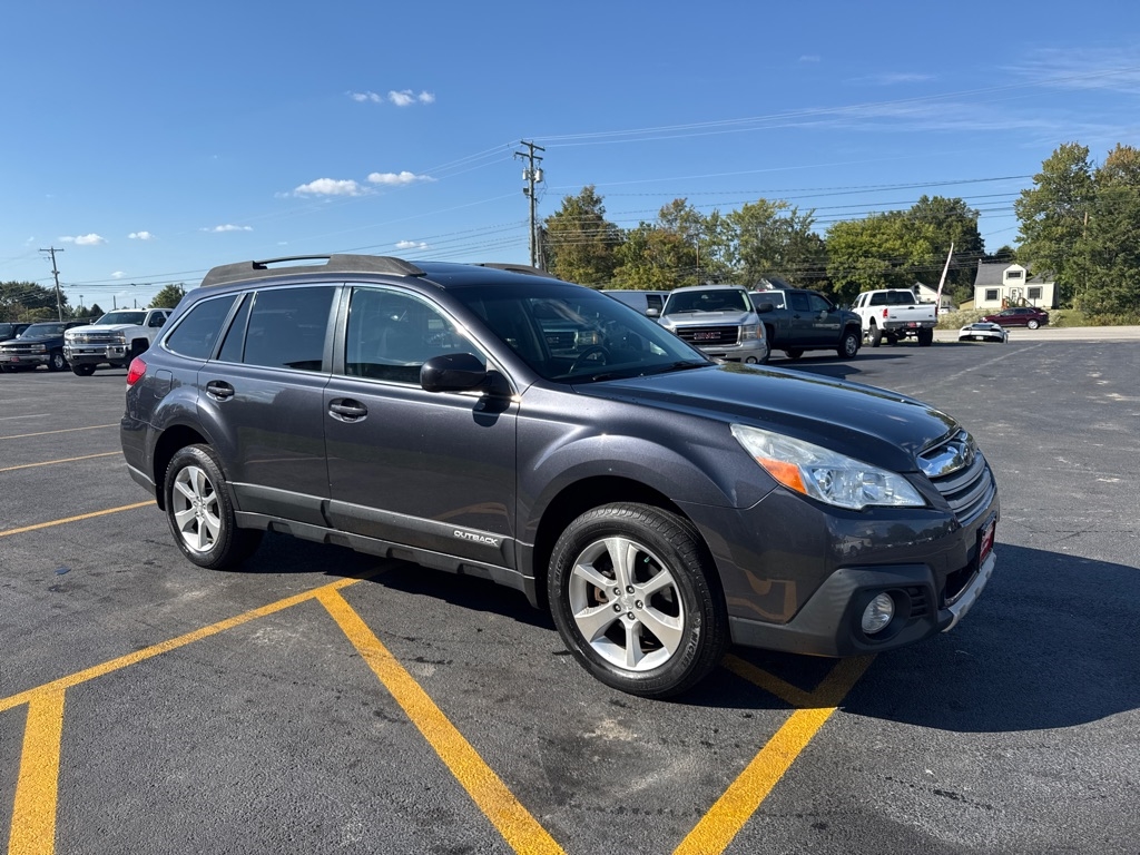 2013 Subaru Outback 2.5i Limited photo 4