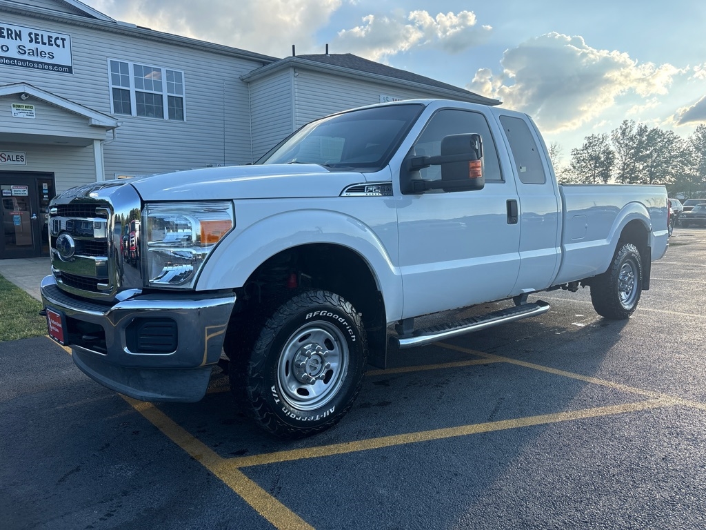 2011 Ford F-250 XLT photo 2