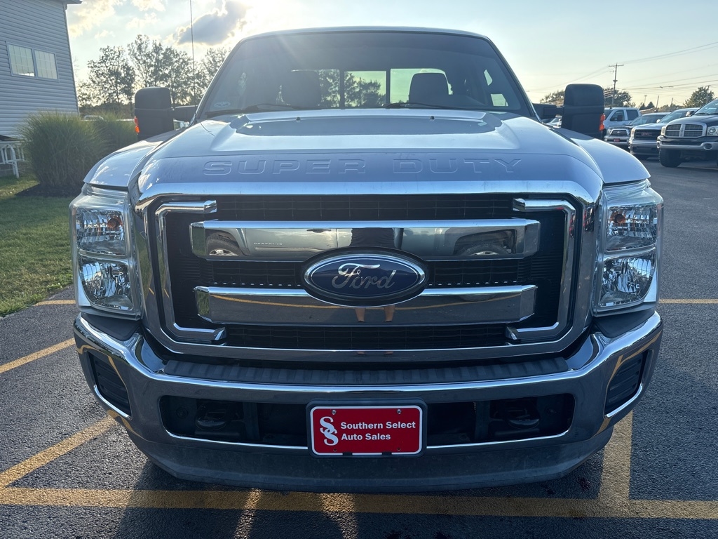 2011 Ford F-250 XLT photo 3