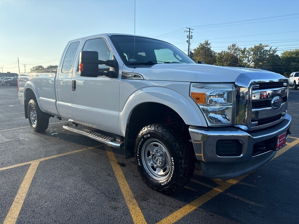 2011 Ford F-250 XLT photo 4