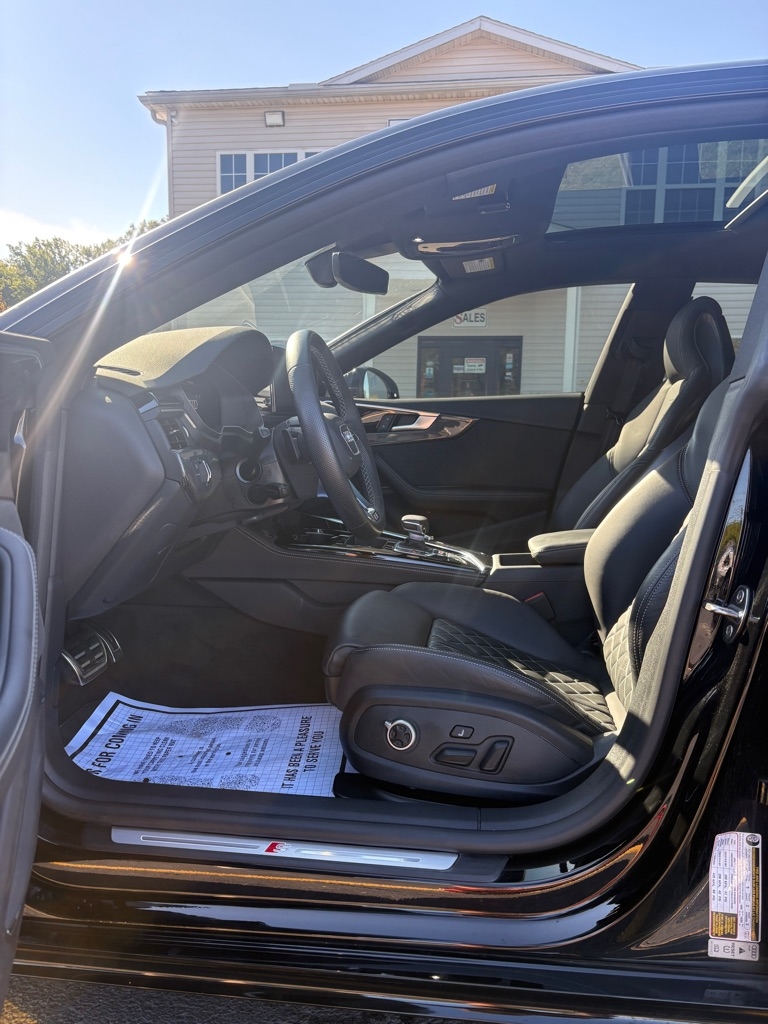 2022 Audi S5 Premium Plus photo 9