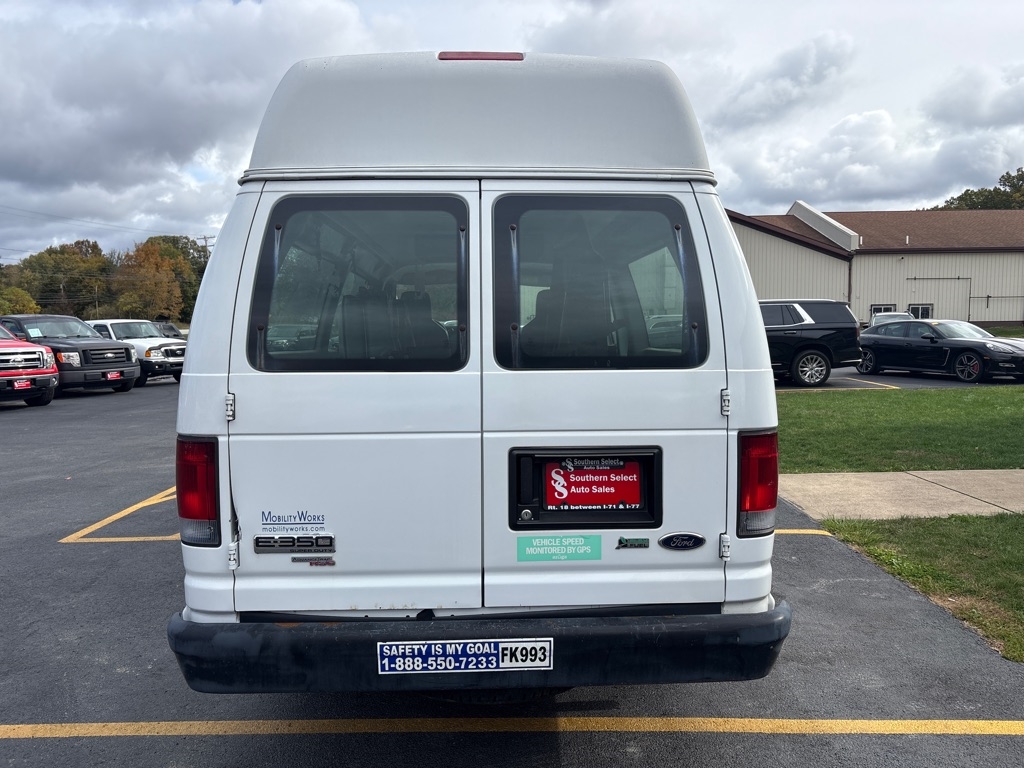 Ford Econoline  2013