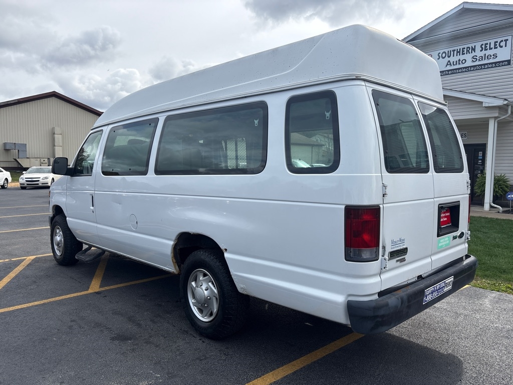 Ford Econoline  2013
