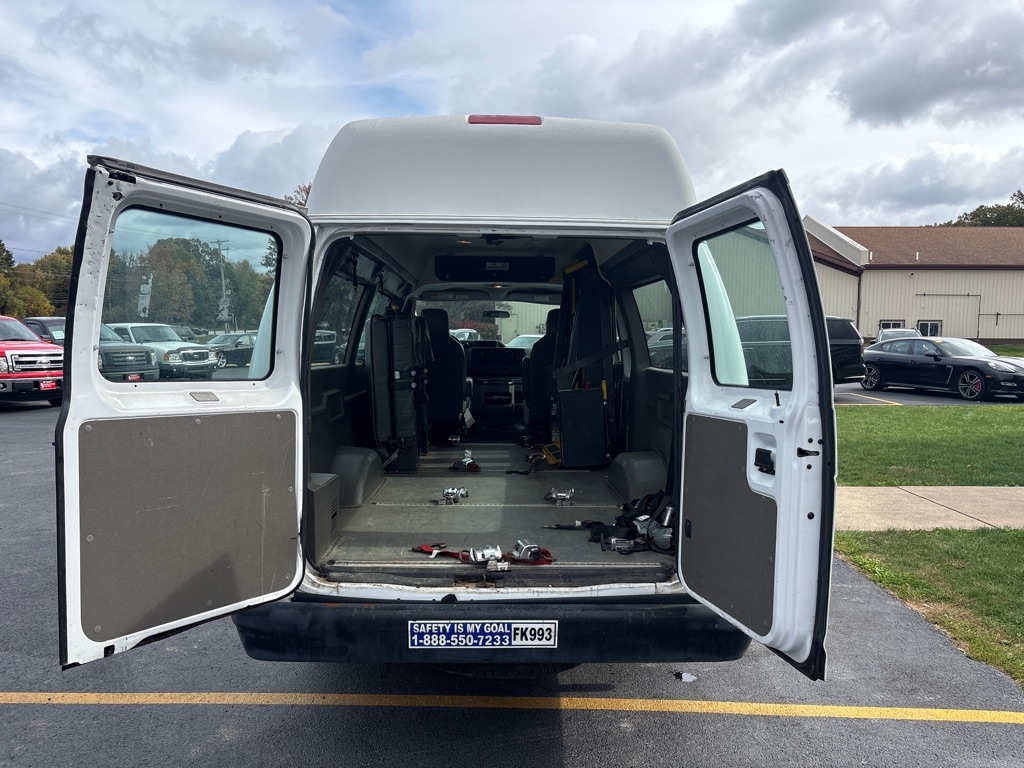 Ford Econoline  2013