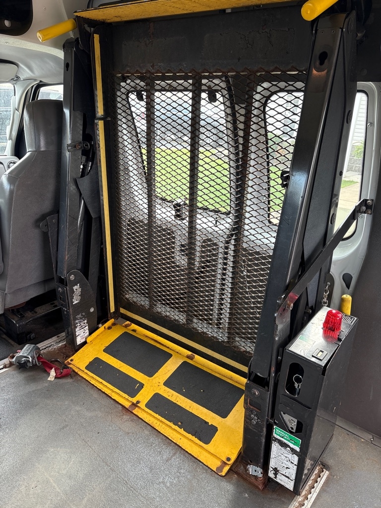 Ford Econoline  2013