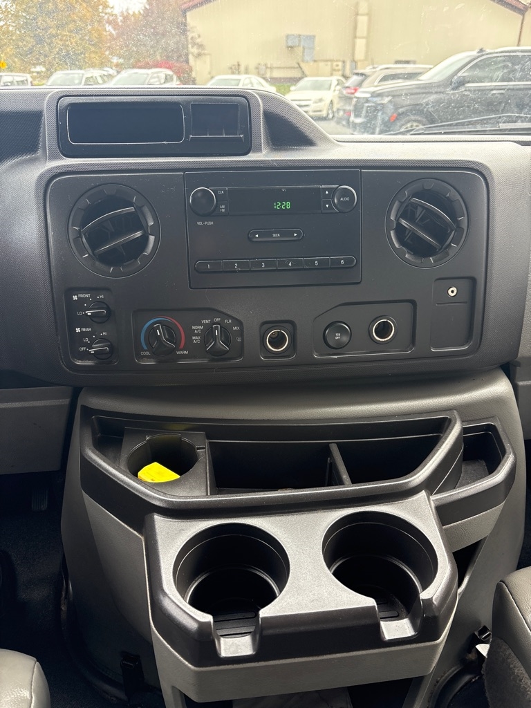 Ford Econoline  2013