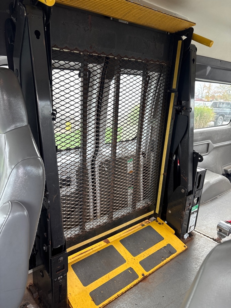 Ford Econoline  2013