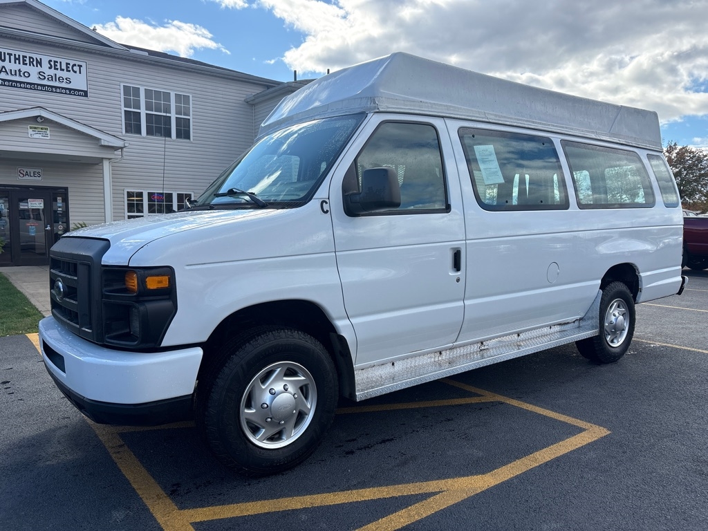Ford Econoline  2013