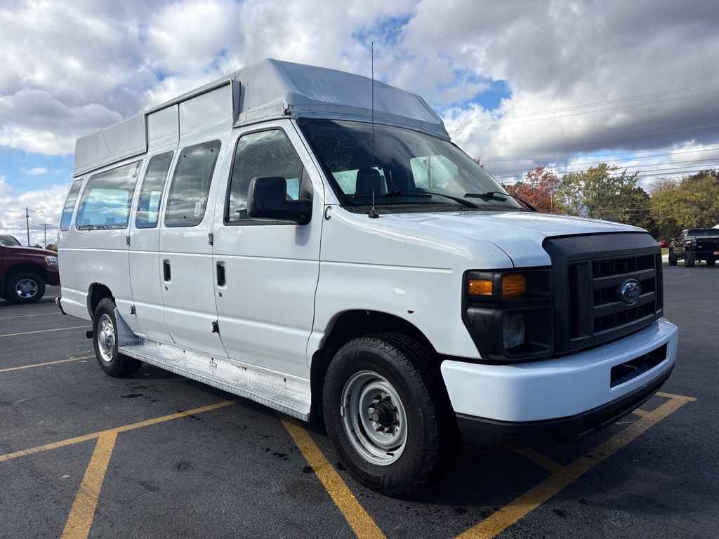 Ford Econoline  2013