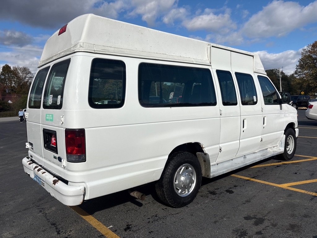 Ford Econoline  2013