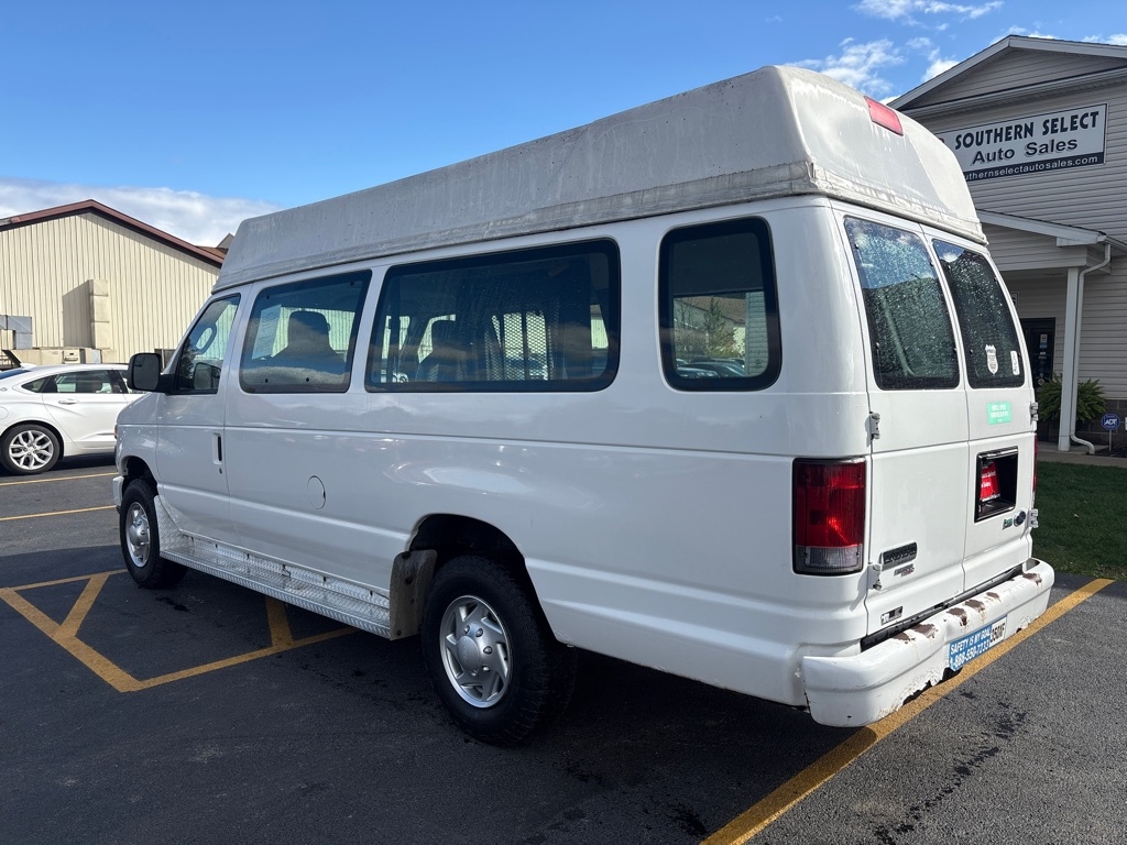 Ford Econoline  2013