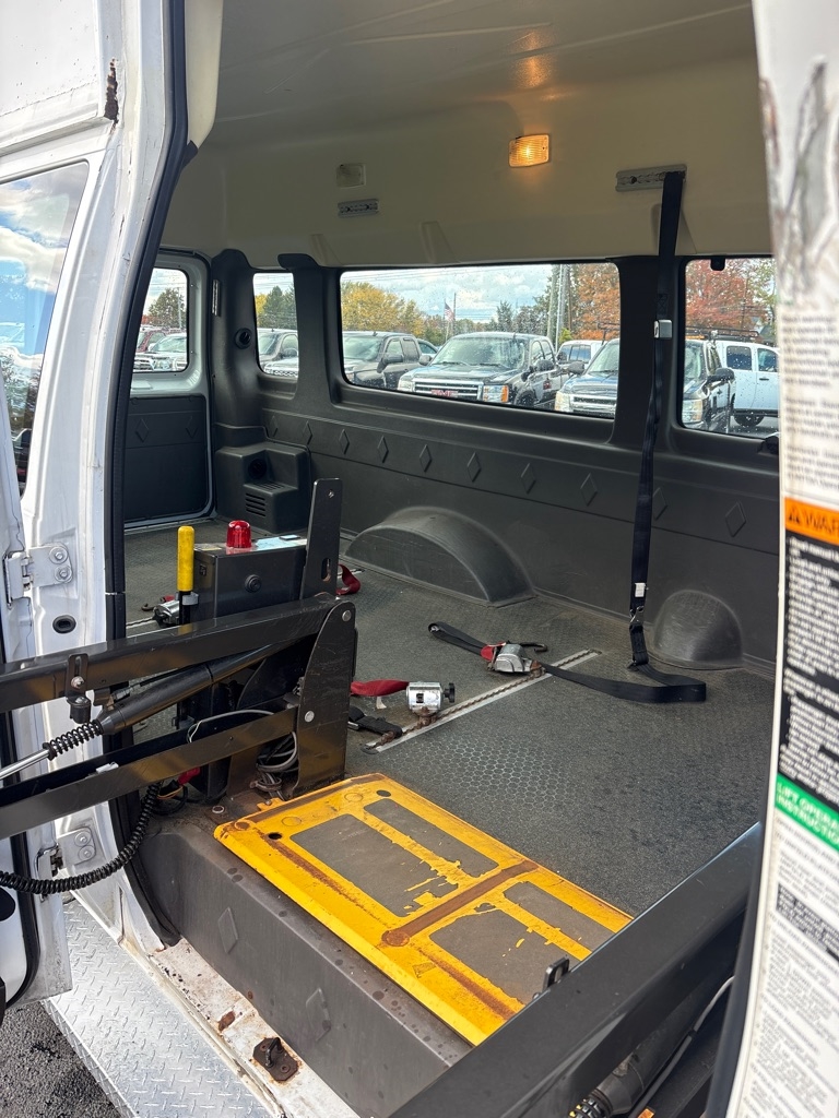 Ford Econoline  2013