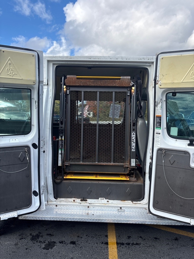 Ford Econoline  2013