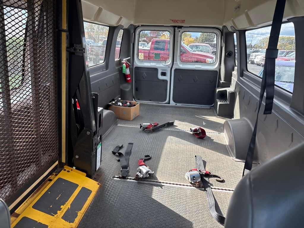 Ford Econoline  2013