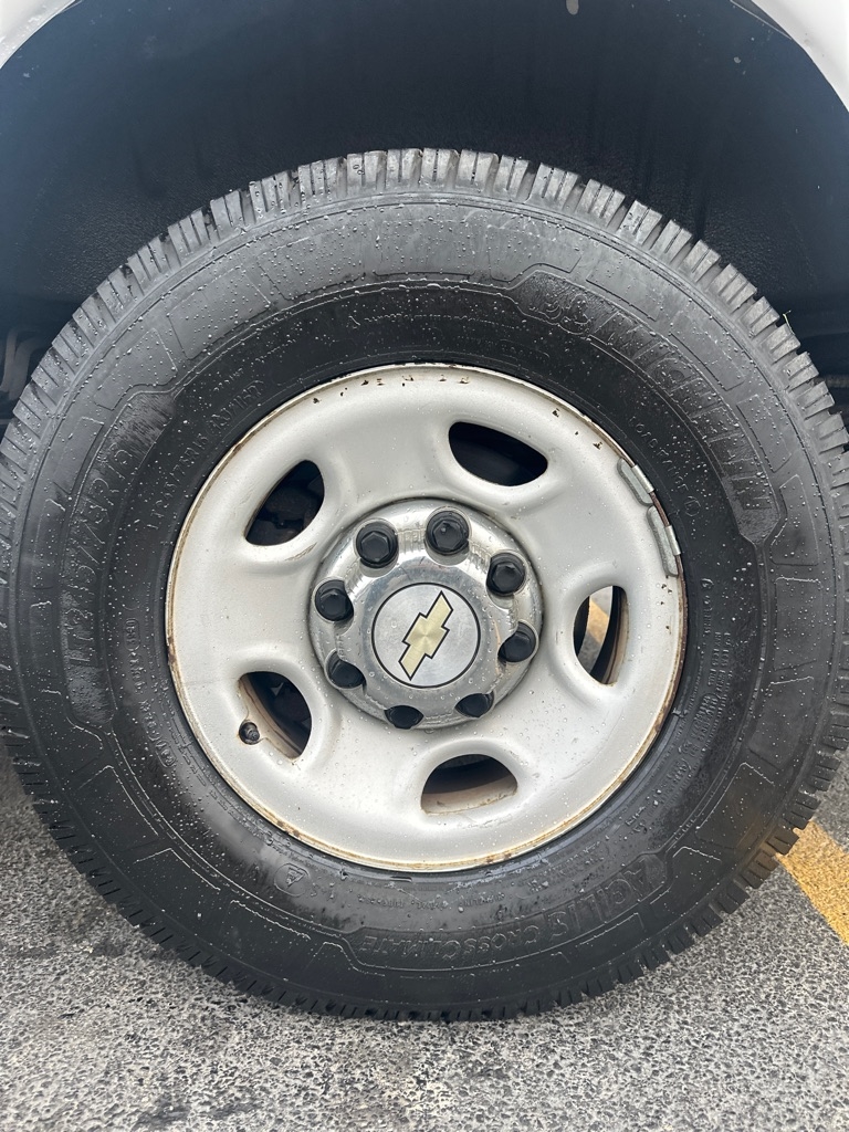 Chevrolet Express  2013