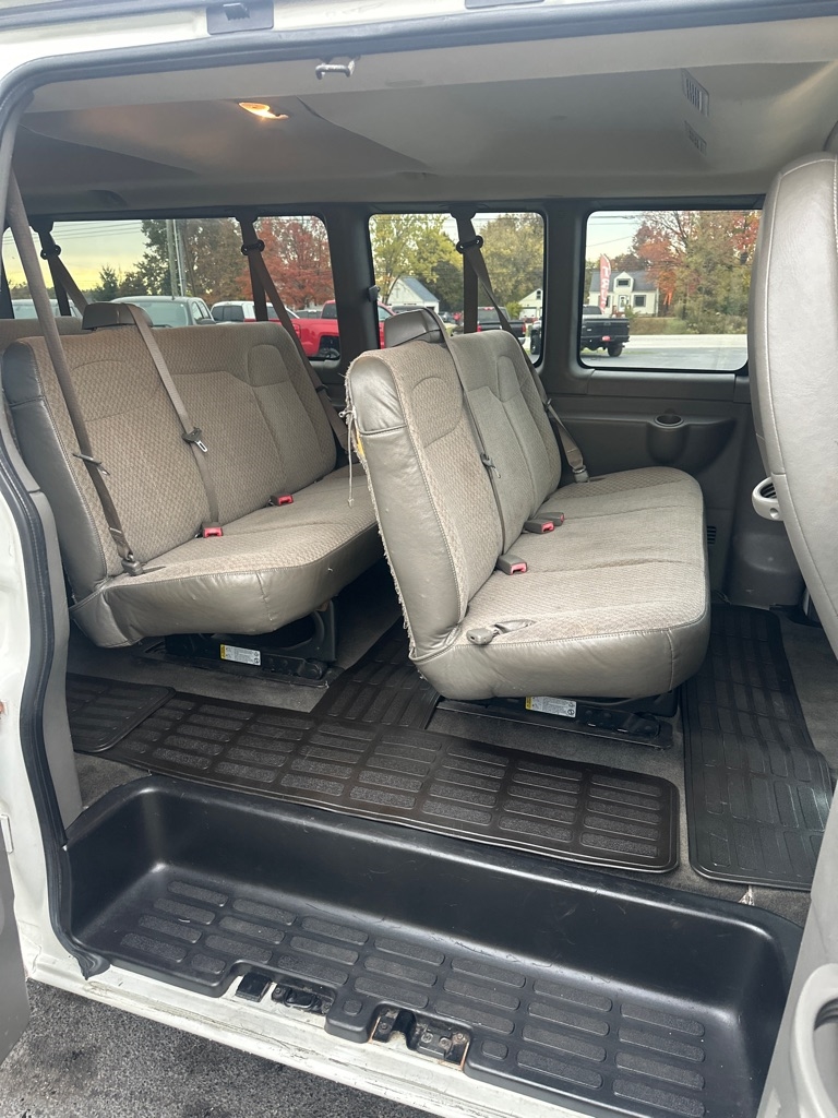 Chevrolet Express  2013