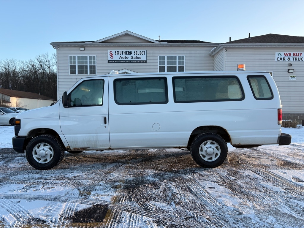 2008 Ford E-Series Econoline Van Commercial