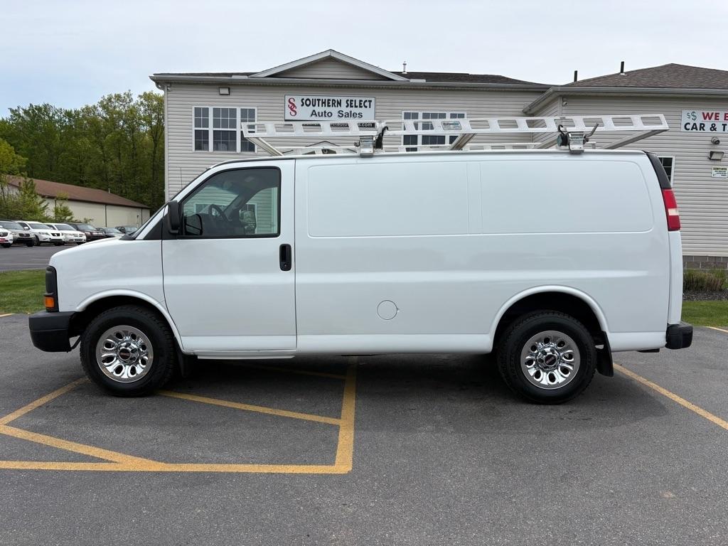 2014 GMC Savana 1500 AWD Cargo Van's photo
