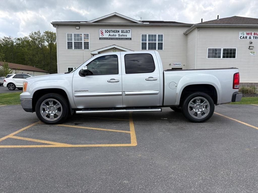 2011 GMC Sierra 2WD Crew Cab SLE SWB's photo