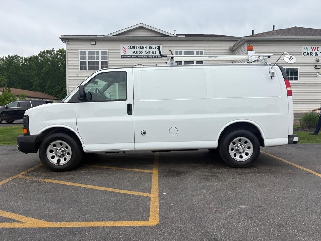 2013 Chevrolet Express 1500 Work Van's photo