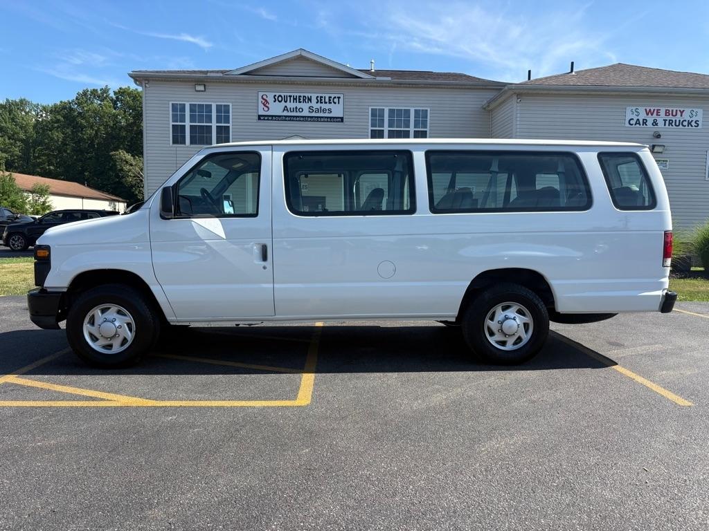 2013 Ford Econoline E-350 SD XL