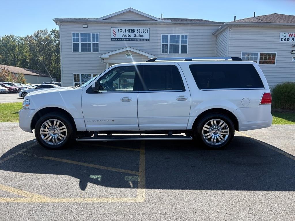 2014 Lincoln Navigator BASE