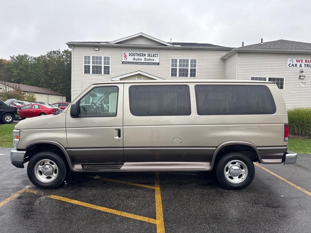 2012 Ford Econoline E-350 SD XL