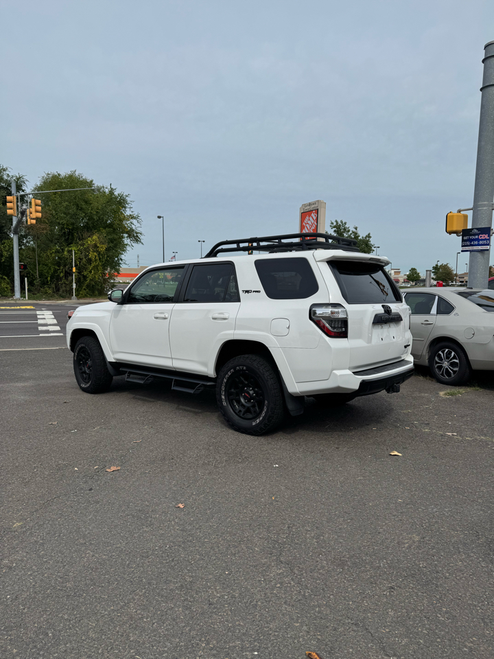 2019 Toyota 4Runner TRD Pro Premium V6 photo 2