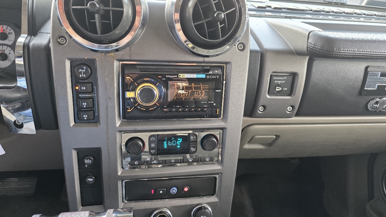 2004 Hummer H2 3/4 Ton photo 27