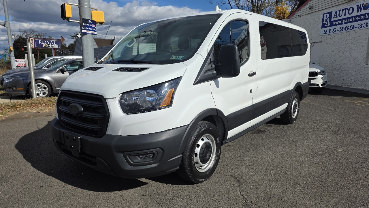 Ford Transit Passenger Wagon T-150 130" Low Roof XLT RWD 2020