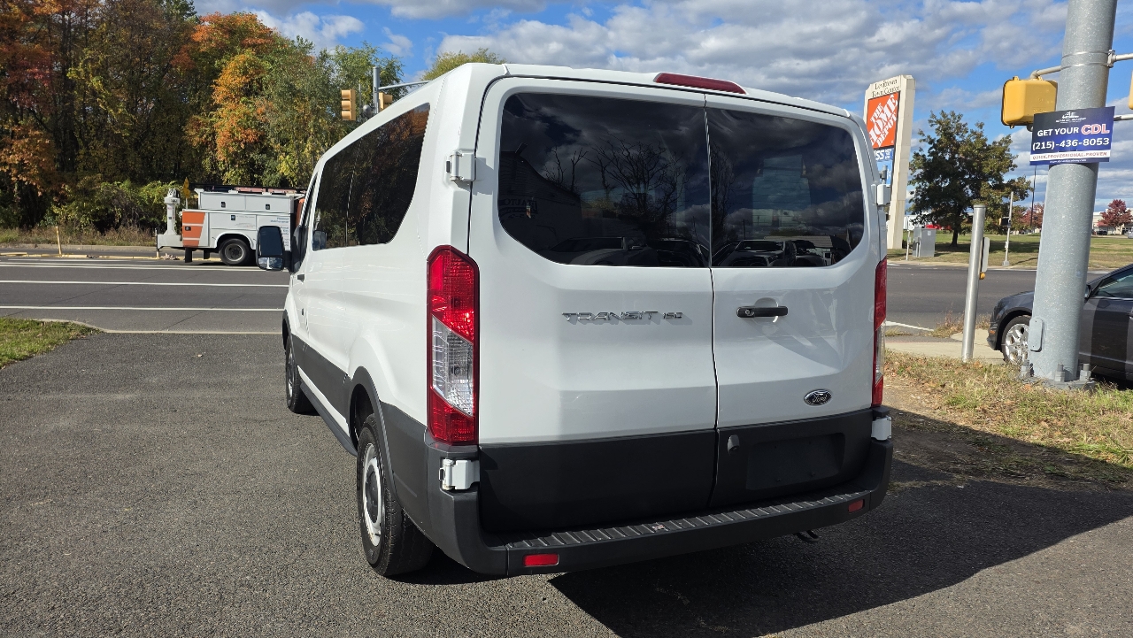 Ford Transit Passenger Wagon T-150 130" Low Roof XLT RWD 2020
