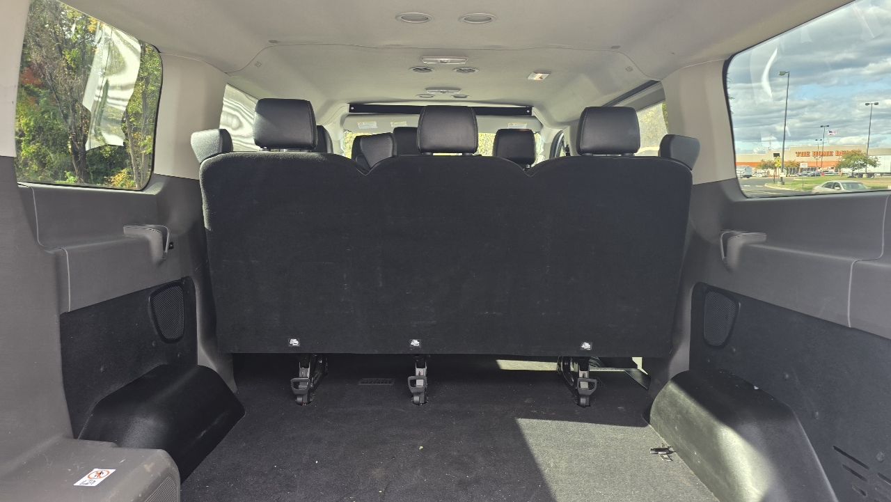 Ford Transit Passenger Wagon T-150 130" Low Roof XLT RWD 2020