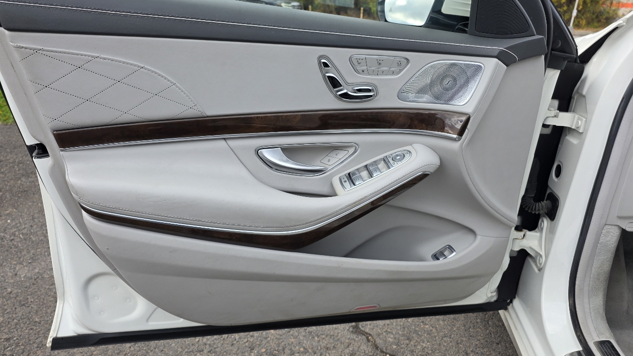 Mercedes-Benz S-Class 4dr Sdn S 550 4MATIC 2016