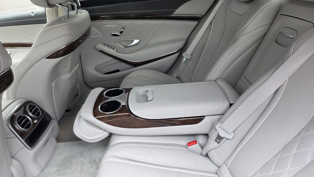 Mercedes-Benz S-Class 4dr Sdn S 550 4MATIC 2016