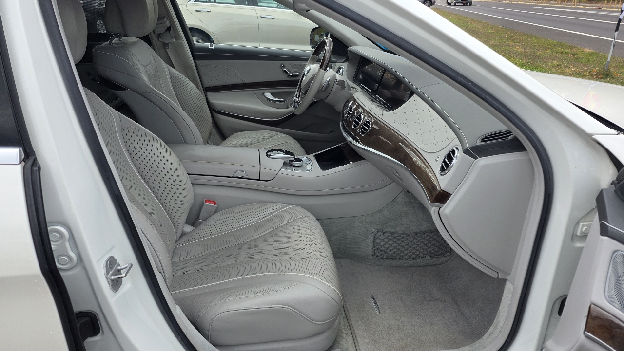 Mercedes-Benz S-Class 4dr Sdn S 550 4MATIC 2016